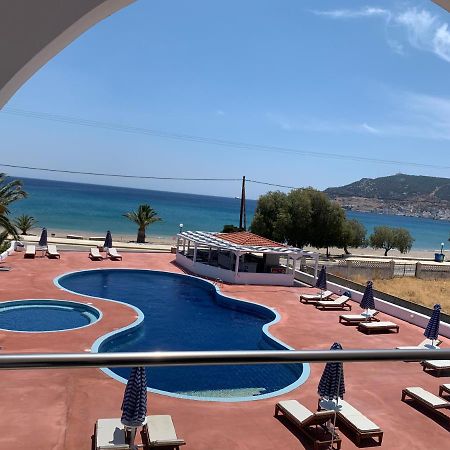 Mediterranean Hotel 卡尔帕索斯 外观 照片