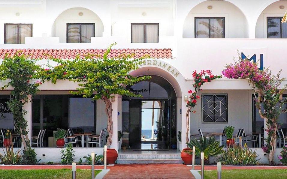 Mediterranean Hotel 卡尔帕索斯 外观 照片